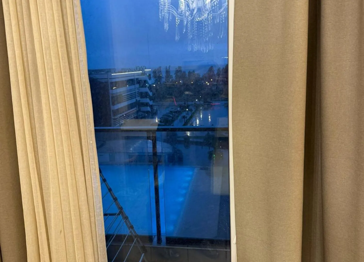 公寓 Apartamenti V 巴统